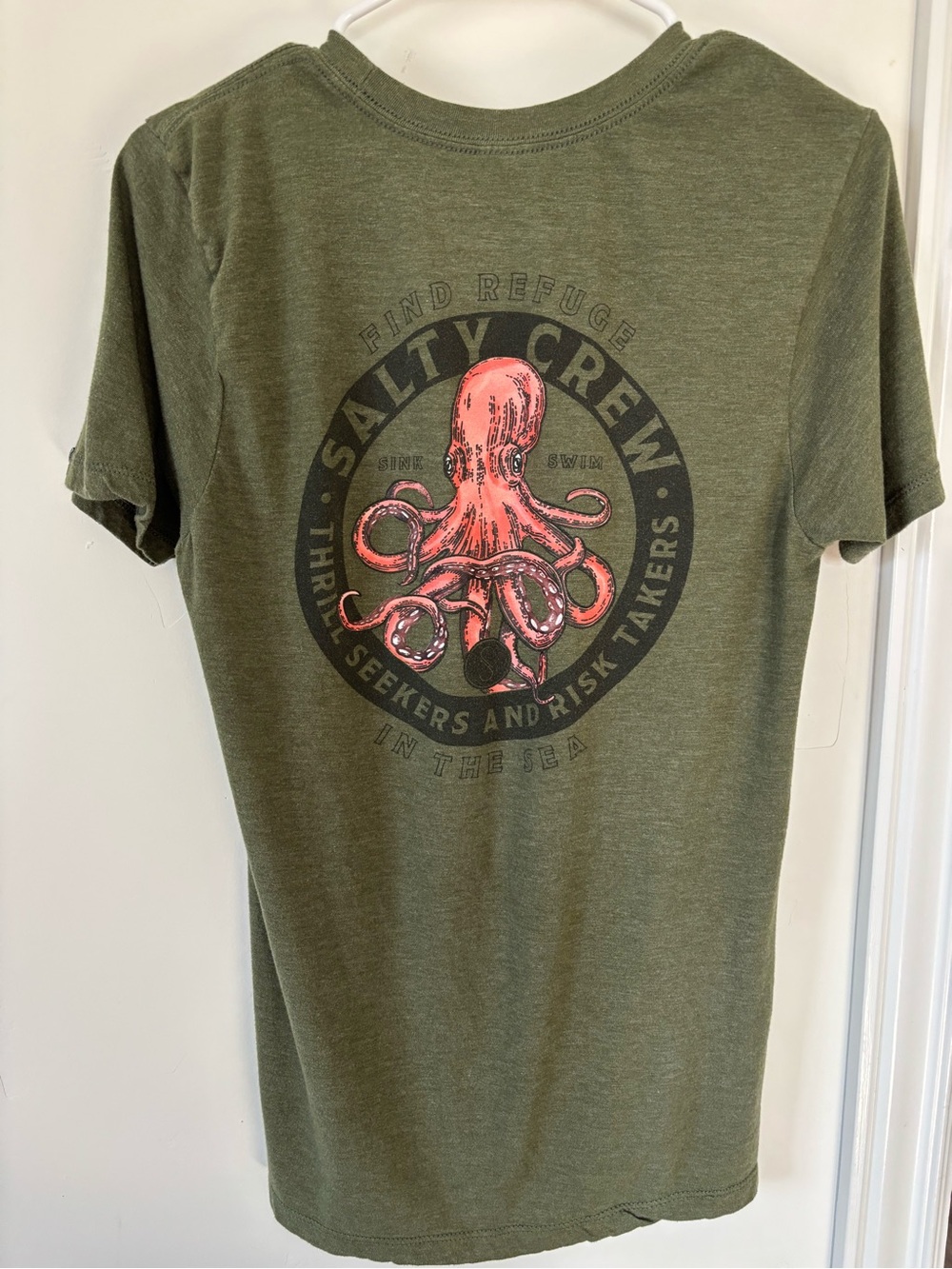 Men’s Salty Crew Graphic Tee